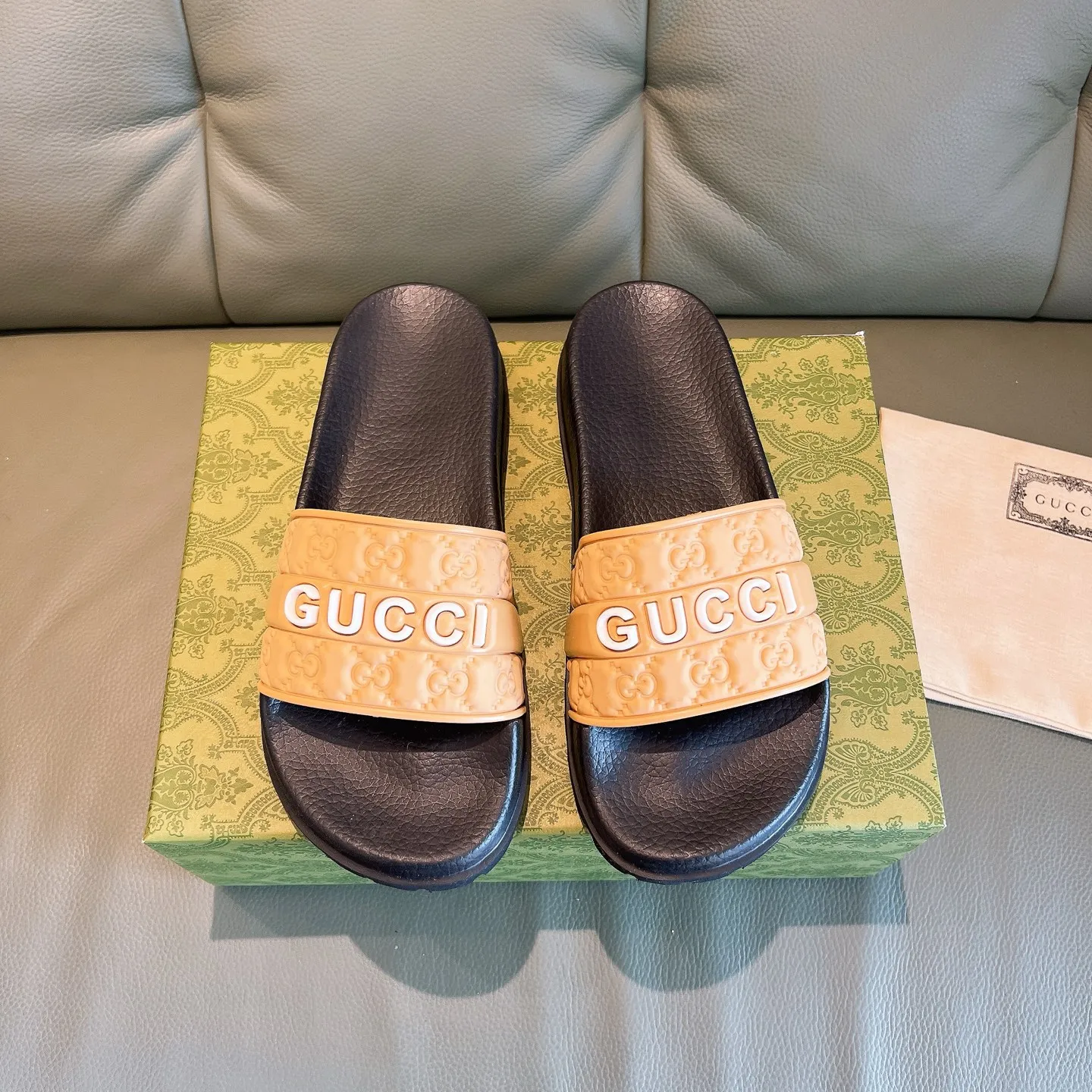 Men's Men's Shoes 130🐮🐮Gucci Gucci Slippers Gucci 2024 latest beach sandals slippers Original molding double G LOGO Original molding consistent Outsole: Men's Men's Shoes u double-layer outsole Size: 35-46